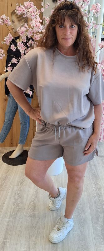 2 delig setje taupe