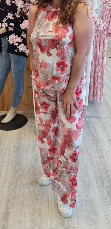 Broek Marley rood