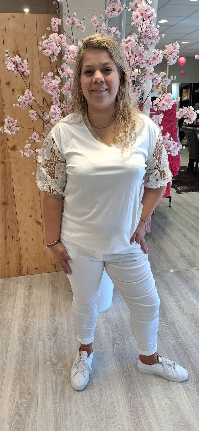 Top Chloe wit