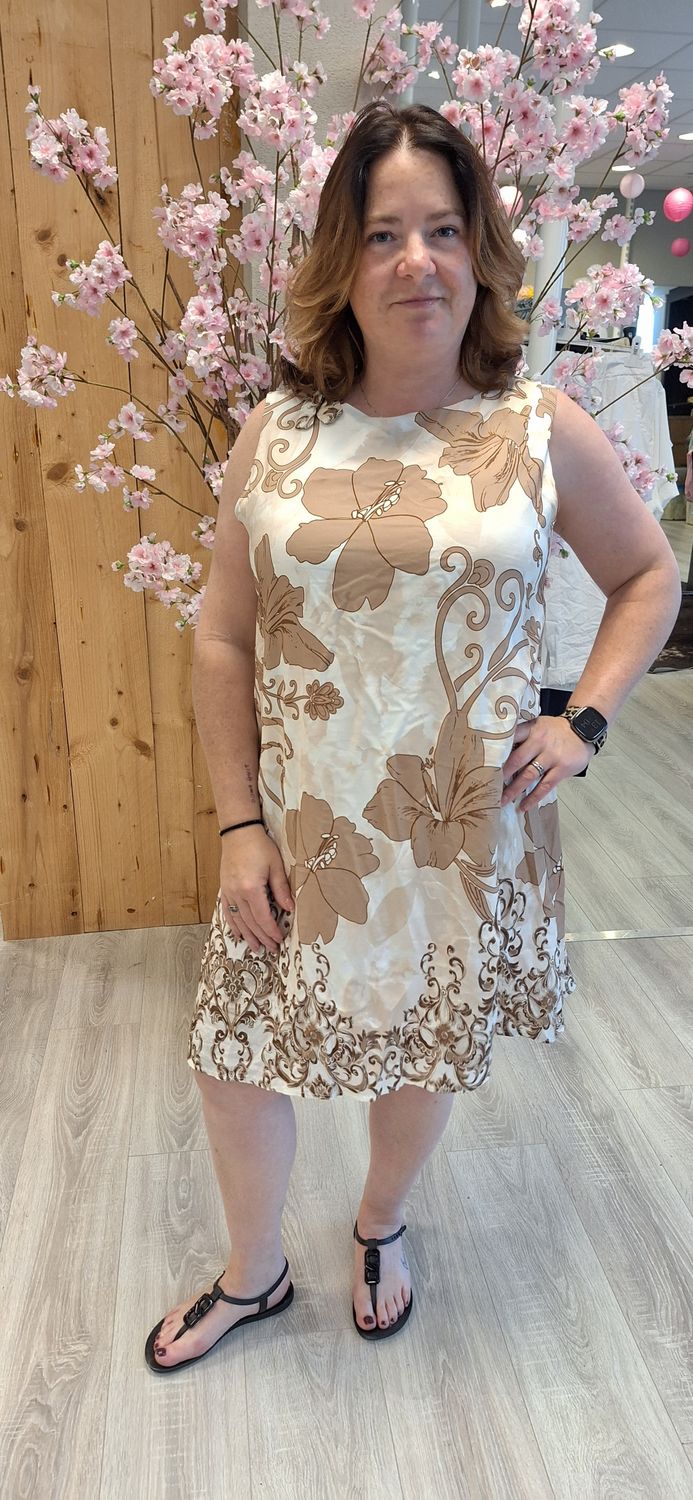 Jurk Loes beige