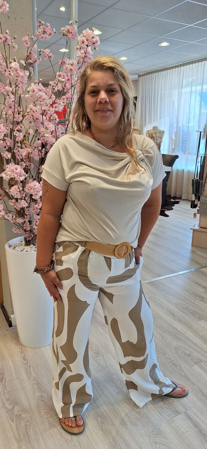 Top Gesp beige