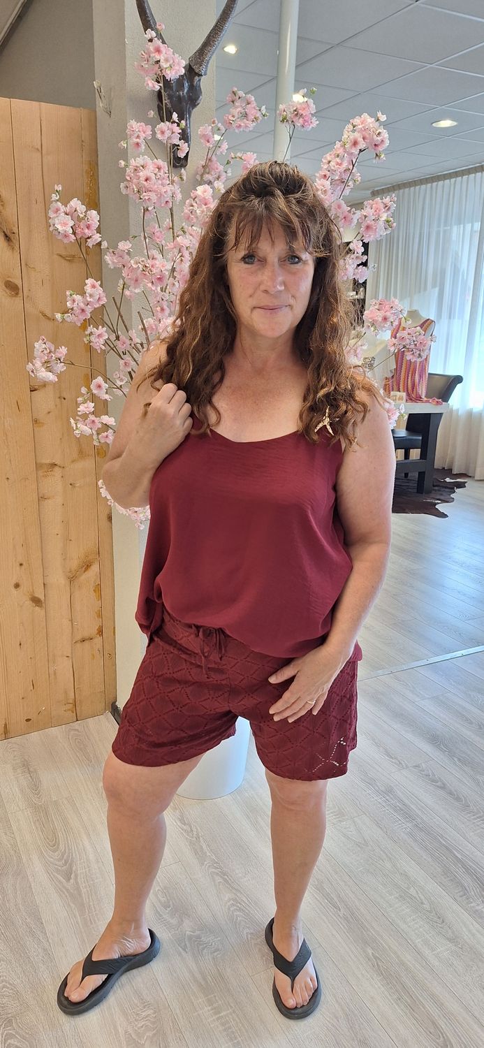 Short Megan bordeau