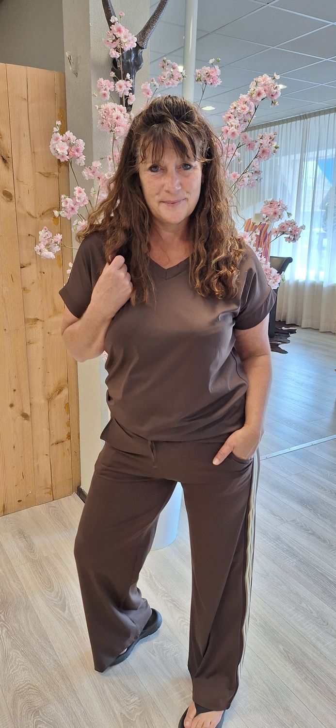 Travelstof broek met bies bruin