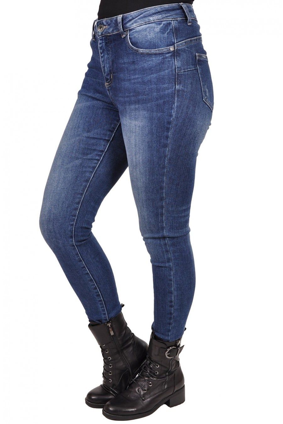 Jewelly jeans