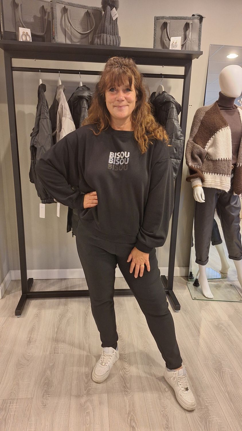Sweater Bisou Glit zwart