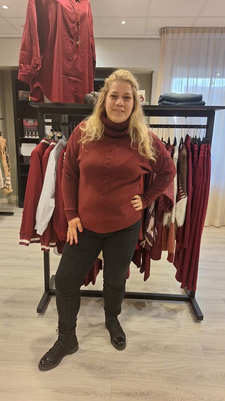 Coltrui met knopen bordeau