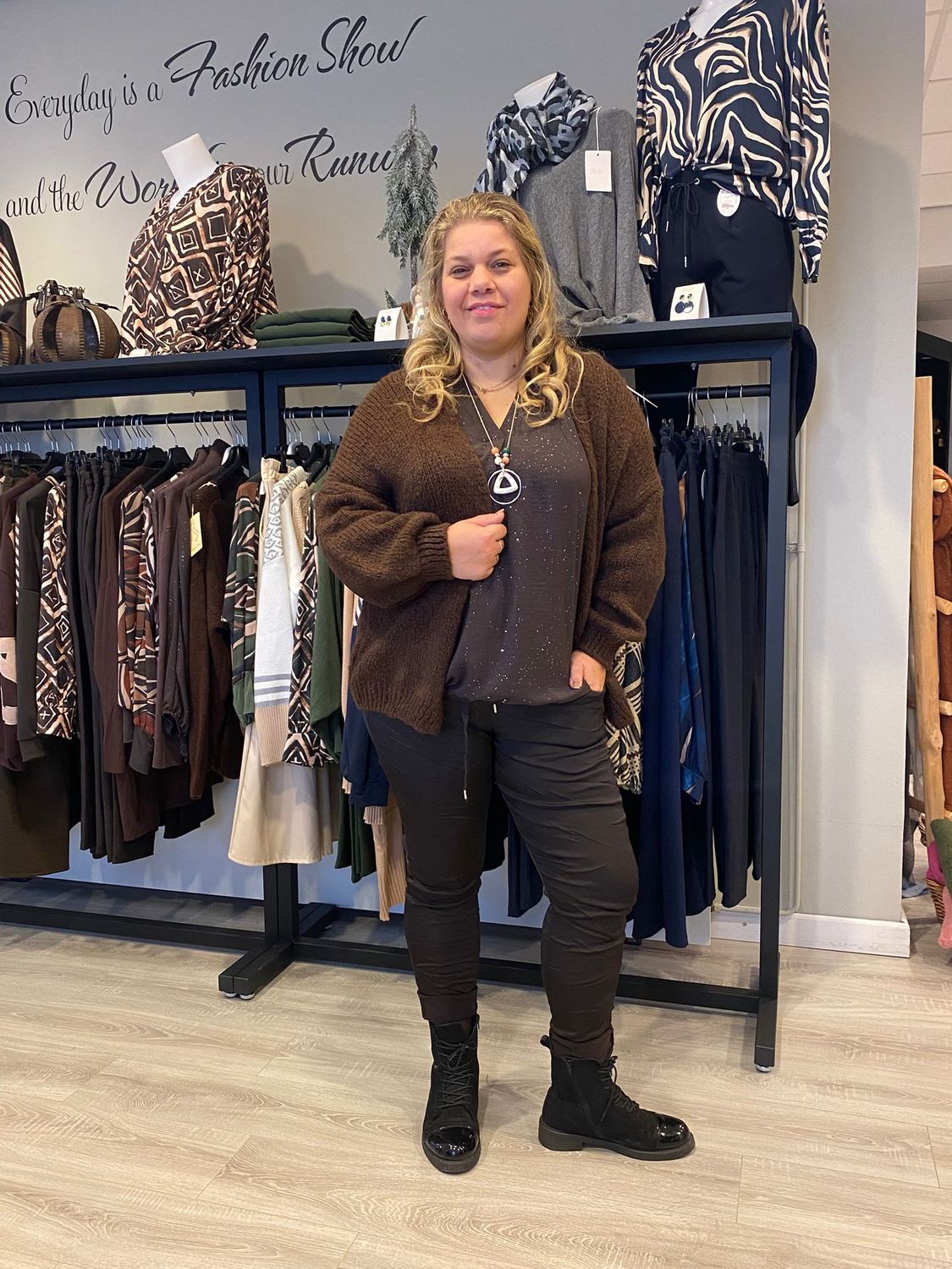 Satijnen jogging bruin