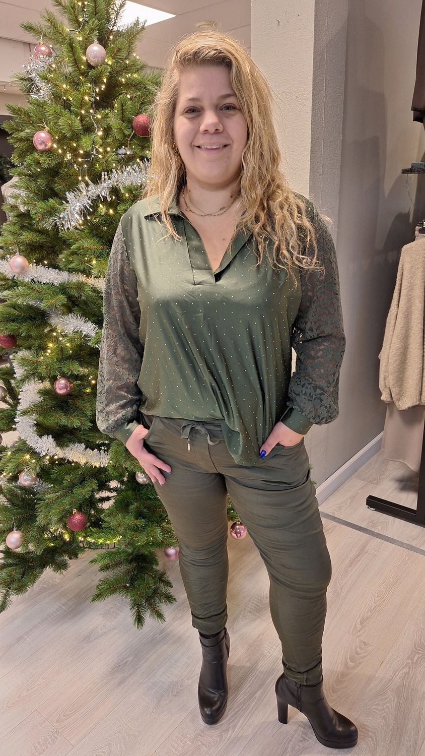 Satijnen jogging groen