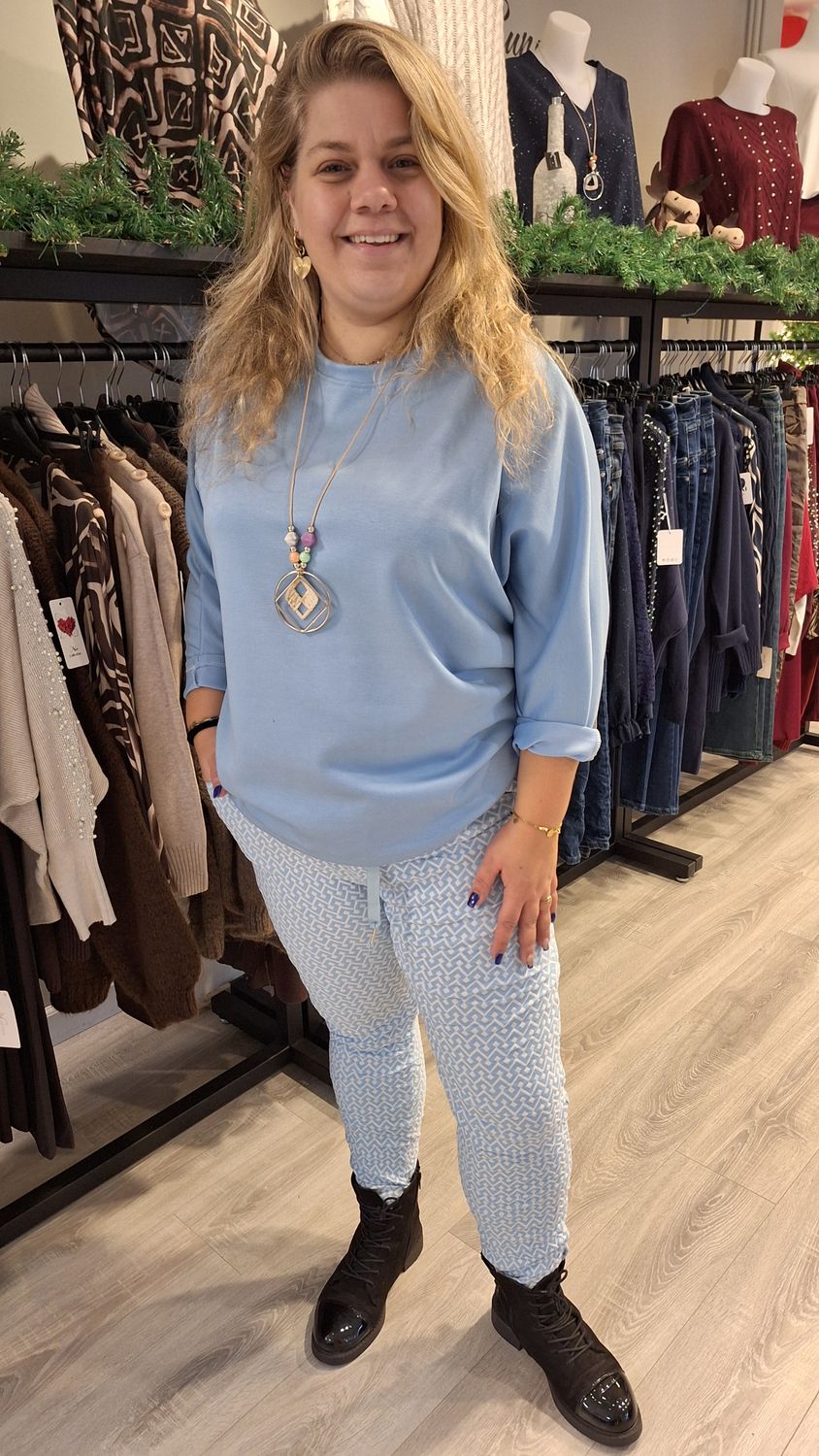 Sweater ketting licht blauw