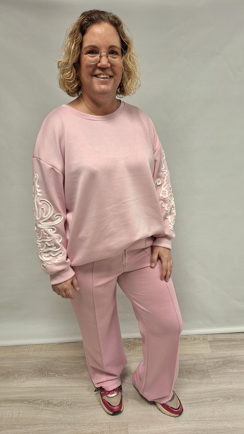 Sweater Borduur roze