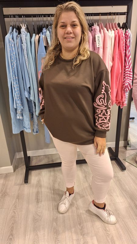 Sweater Borduur bruin