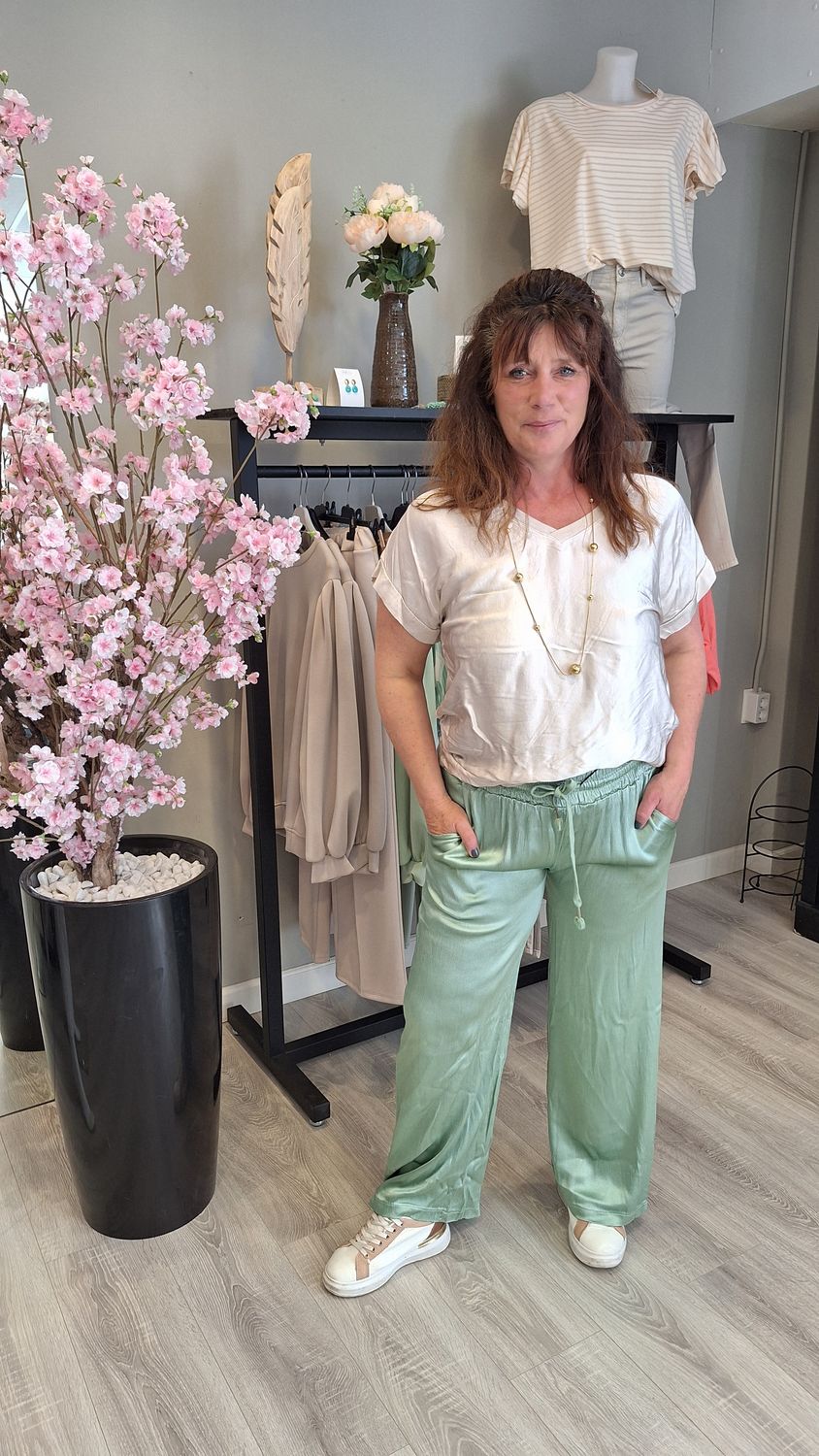 Satijnen Flared mint