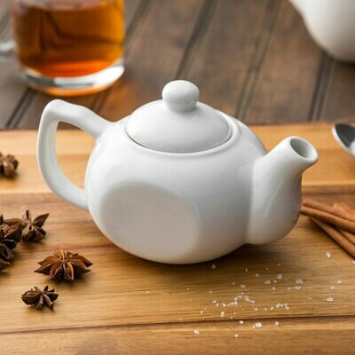 White Porcelain Teapot for One White Porcelain Teapot for One