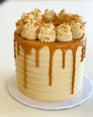  Signature Salted Caramel Cake (6 Or 8 Inch)