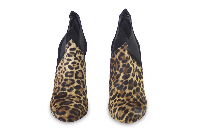 ALAÏA - Bottines
T39 EU ALAÏA - Bottines
T39 EU