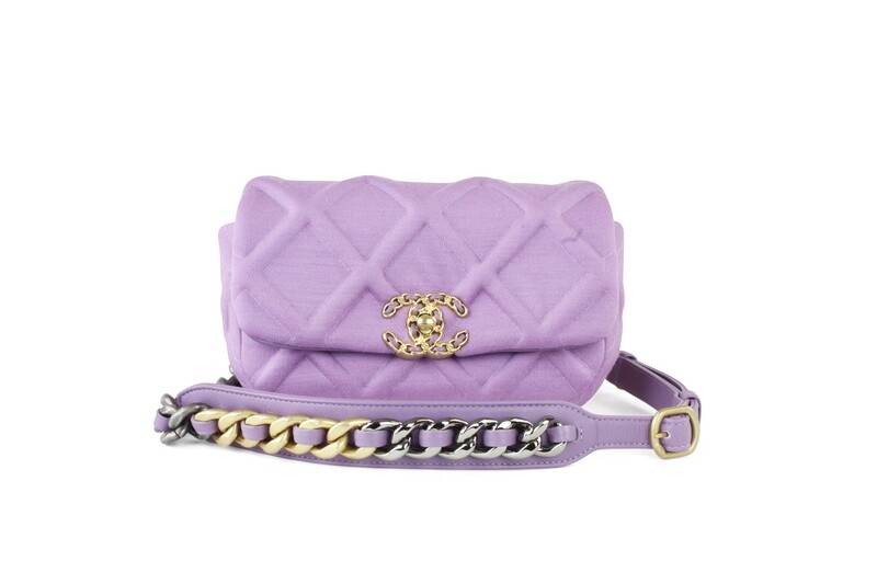 CHANEL - Sac Banane CHANEL - Sac Banane
