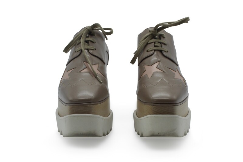 STELLA McCARTNEY - Elyse Sneakers
T37.5 EU STELLA McCARTNEY - Elyse Sneakers
T37.5 EU