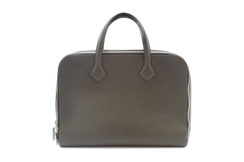 HERMES - Victoria Light Briefcase HERMES - Victoria Light Briefcase