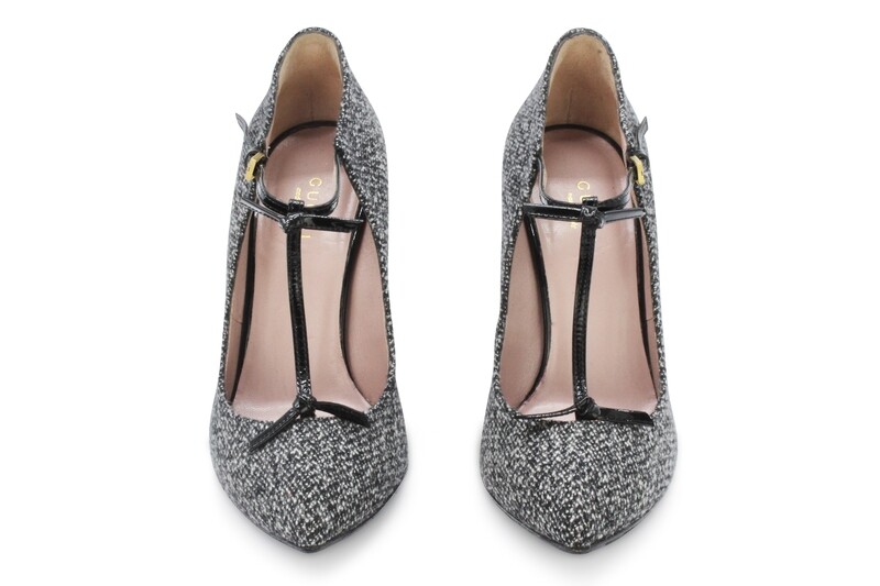 GUCCI - Chaussures à talon
T35.5 EU GUCCI - Chaussures à talon
T35.5 EU