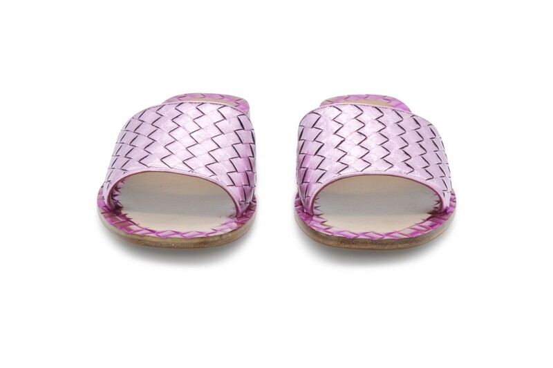 BOTTEGA VENETA - Mules
T40 EU BOTTEGA VENETA - Mules
T40 EU