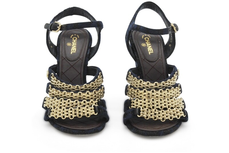 CHANEL - Escarpins en cuir
T38 EU CHANEL - Escarpins en cuir
T38 EU
