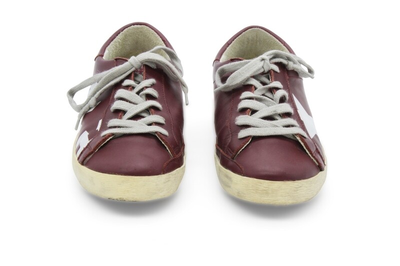 GOLDEN GOOSE - Sneakers
T37 EU GOLDEN GOOSE - Sneakers
T37 EU