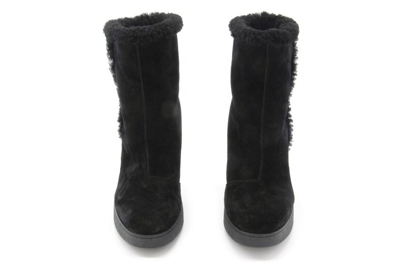 TOD'S - Bottines à talon
T39 EU TOD'S - Bottines à talon
T39 EU