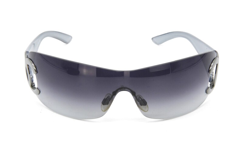 CHANEL - Lunettes de soleil CHANEL - Lunettes de soleil