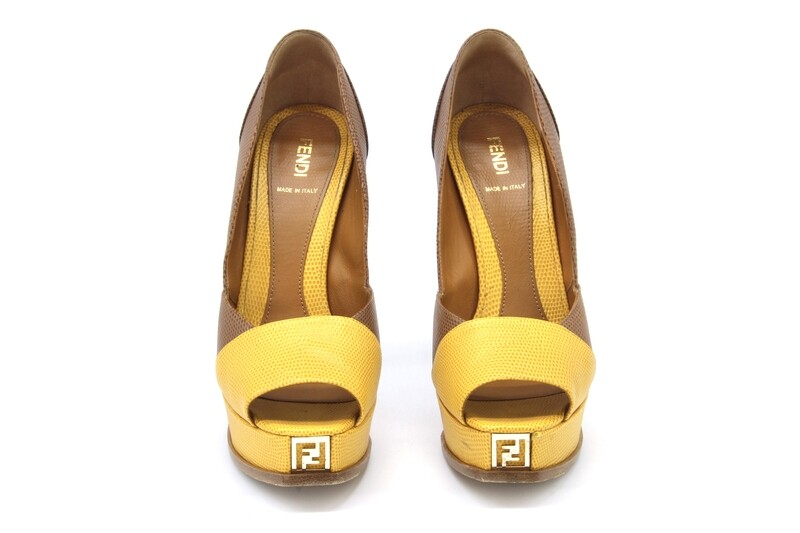 FENDI - Chaussures à talon
T39.5 EU FENDI - Chaussures à talon
T39.5 EU
