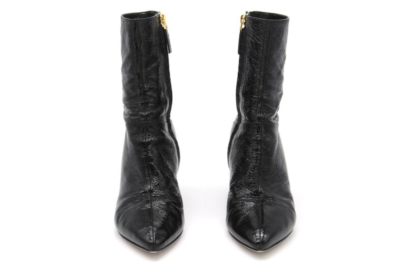 VALENTINO - Bottines
T39 EU VALENTINO - Bottines
T39 EU