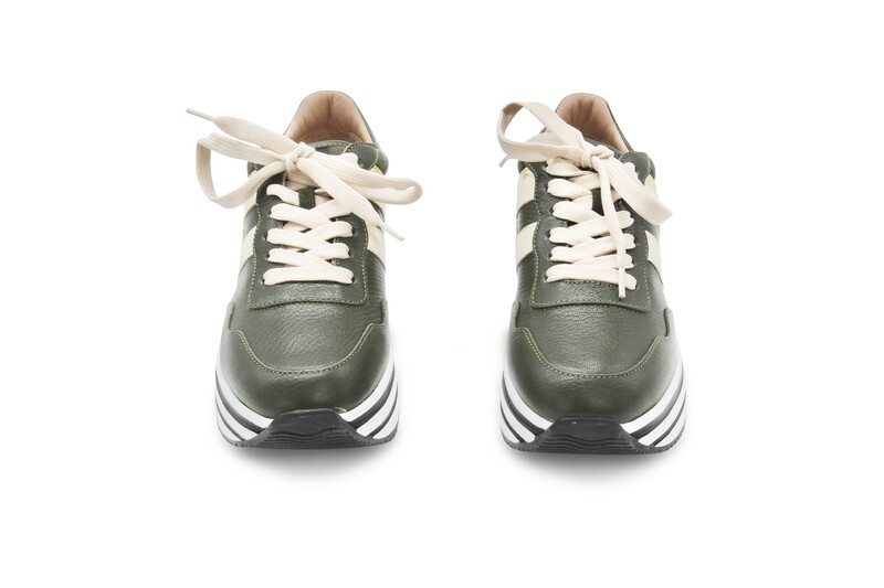 HOGAN - Baskets
T37 EU HOGAN - Baskets
T37 EU