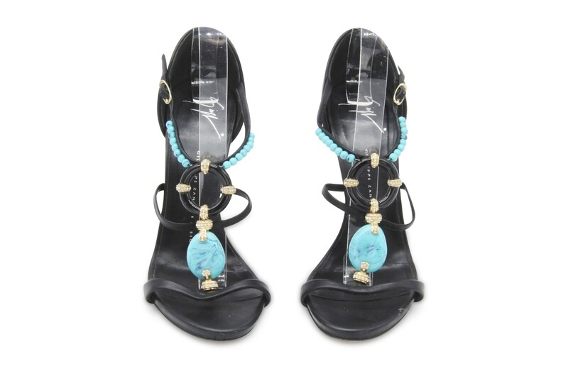 GIUSEPPE ZANOTTI - Escarpins
T37 EU GIUSEPPE ZANOTTI - Escarpins
T37 EU