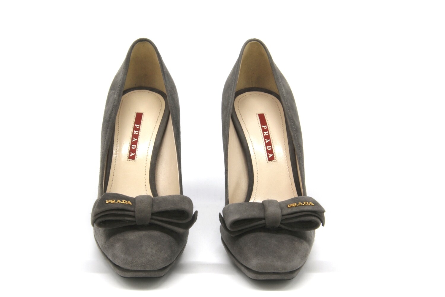 PRADA - Escarpins
T38 EU