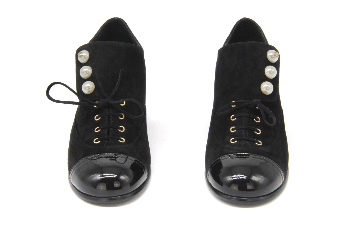 CHANEL - Bottines
T39 EU