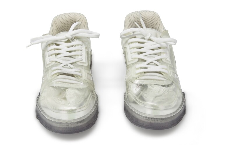 LOUIS VUITTON - Sneakers
T45 EU LOUIS VUITTON - Sneakers
T45 EU