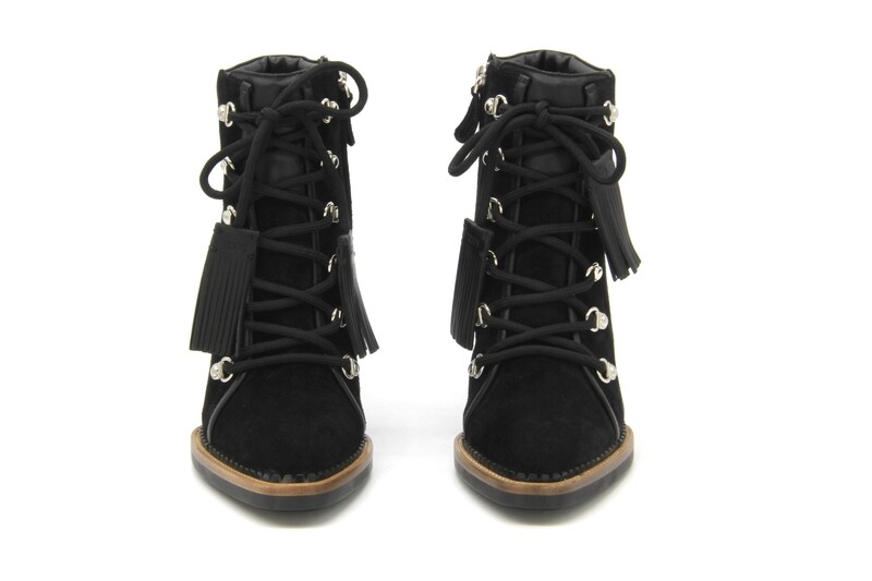 TOD'S - Bottines à talon
T39 EU TOD'S - Bottines à talon
T39 EU