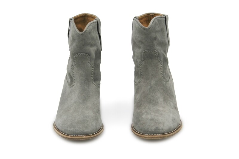ISABEL MARANT - Bottines
T38 EU ISABEL MARANT - Bottines
T38 EU