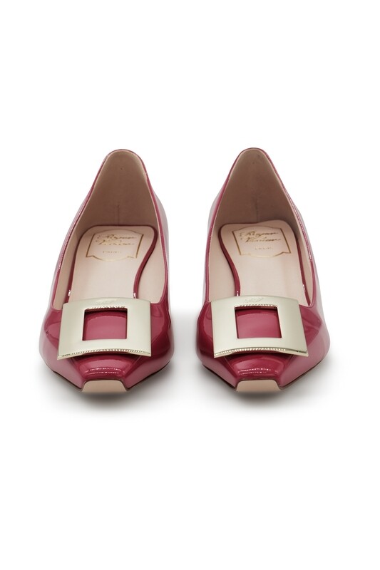 ROGER VIVIER - Chaussures à talons
T39 EU ROGER VIVIER - Chaussures à talons
T39 EU