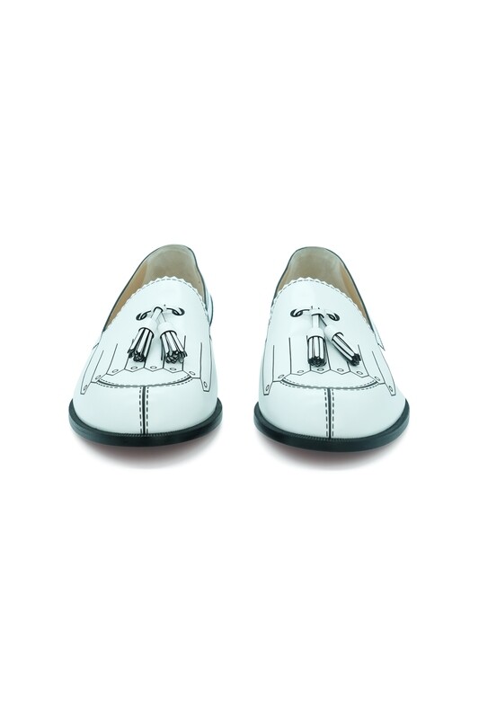 CHRISTIAN LOUBOUTIN - Mocassins
T41 EU CHRISTIAN LOUBOUTIN - Mocassins
T41 EU