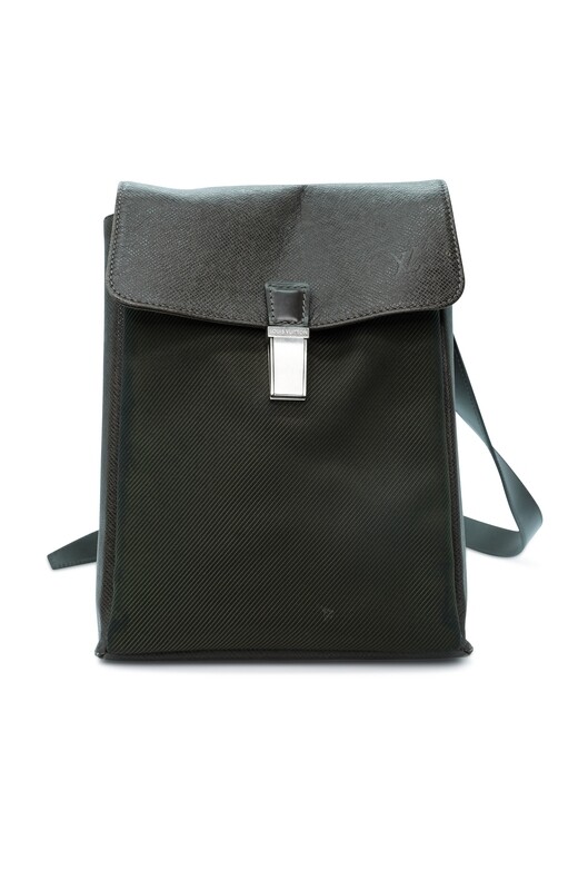 LOUIS VUITTON - Sac en bandoulière LOUIS VUITTON - Sac en bandoulière