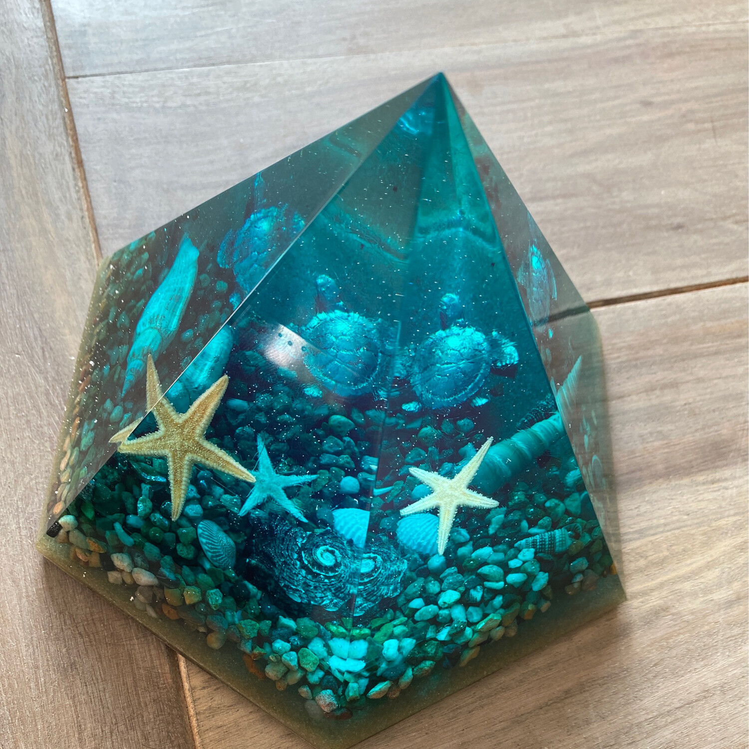 Ocean Style Hexagonal Pyramid Casting