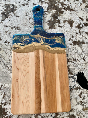 Charcuterie server blue gold in maple 