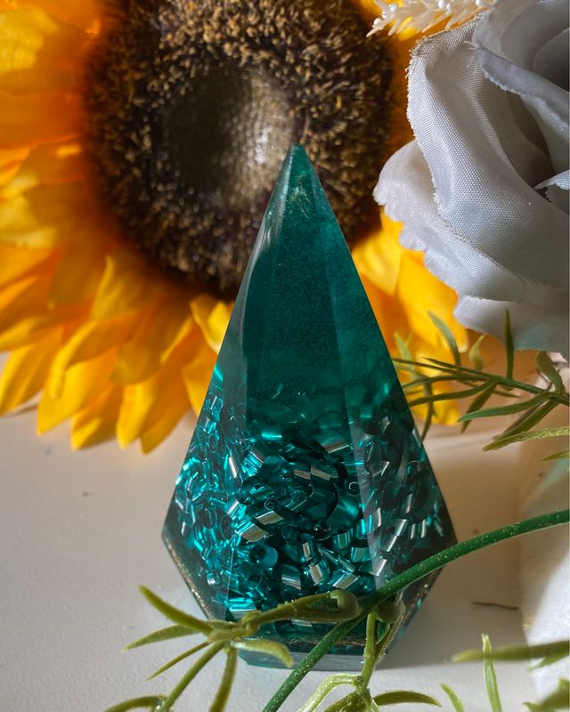 Orgonite Pyramid Hexagonal, 3.7”h, Green W Copper Tensor Ring