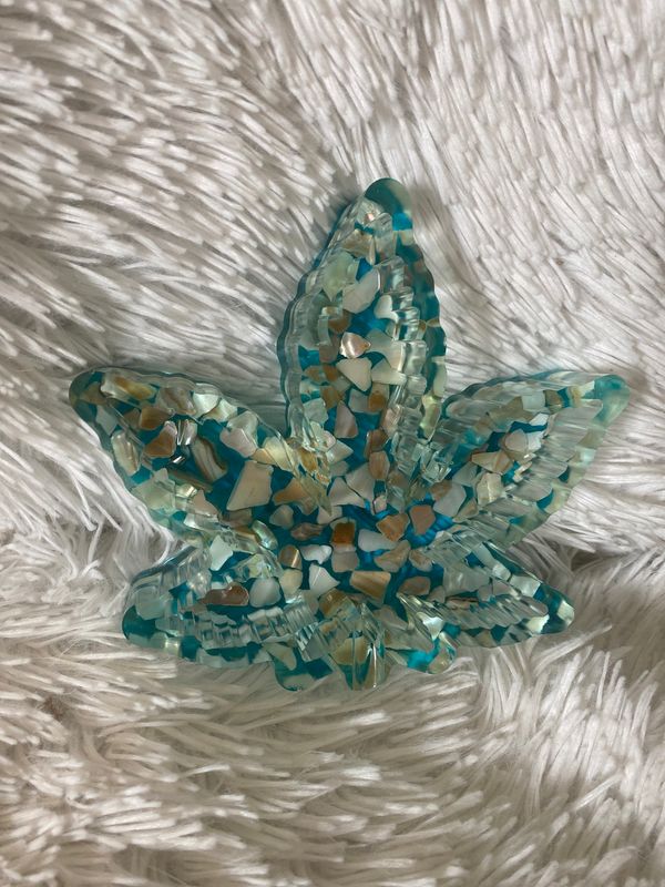 Cannabis Leaf Shaped Tray 7”, Various Colours