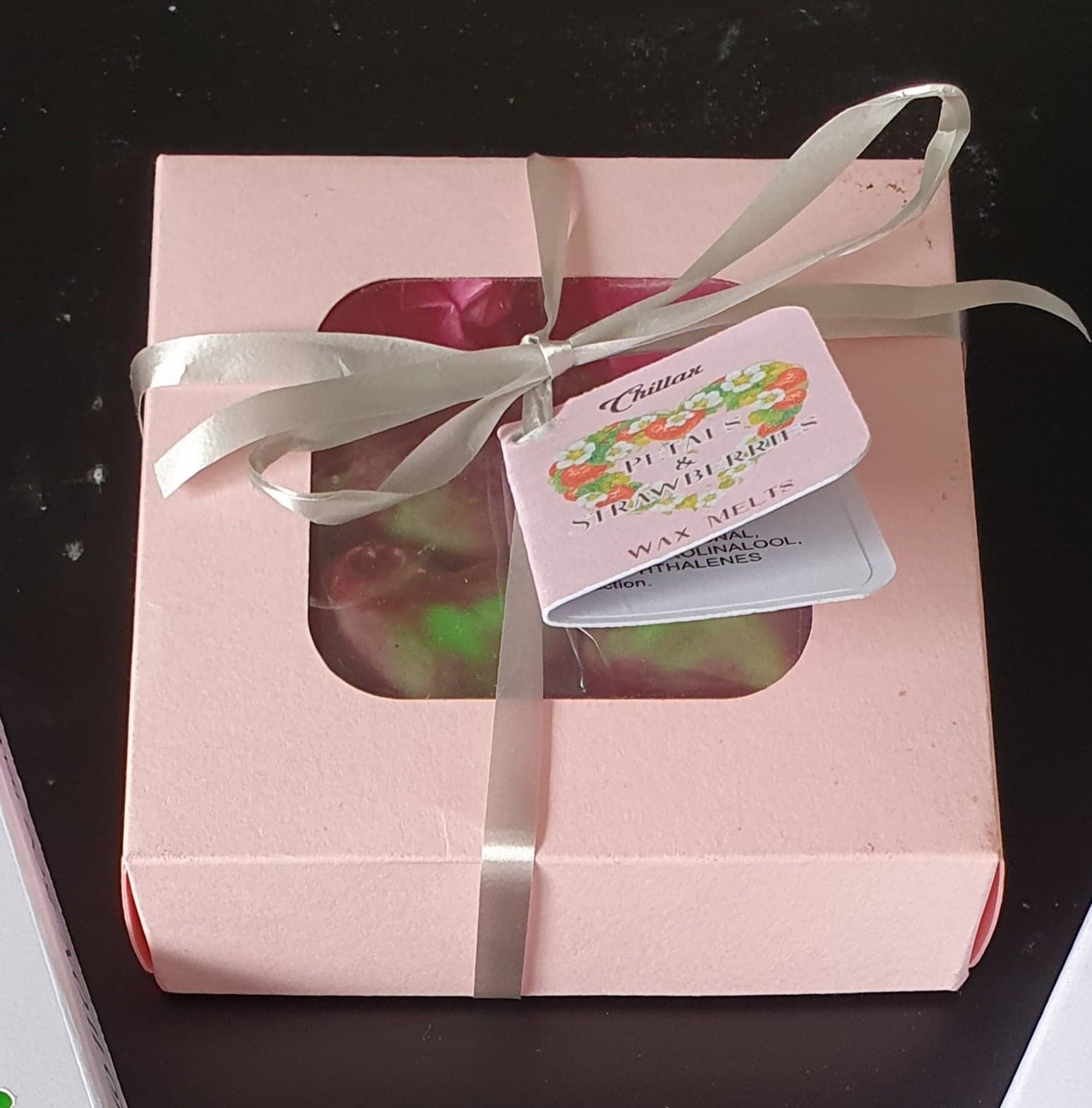 4 Fragrance Petal & Strawberries wax melts