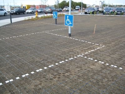 Ecoraster Parkplatzmarkierung