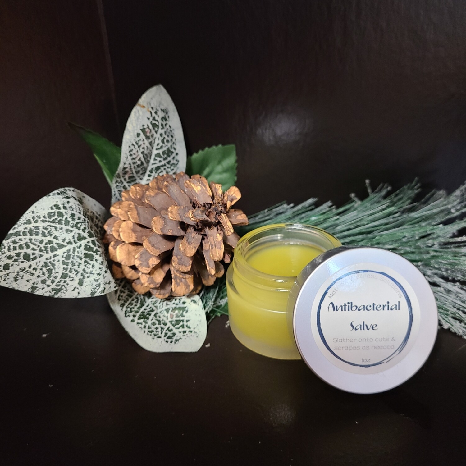 Antibacterial Salve