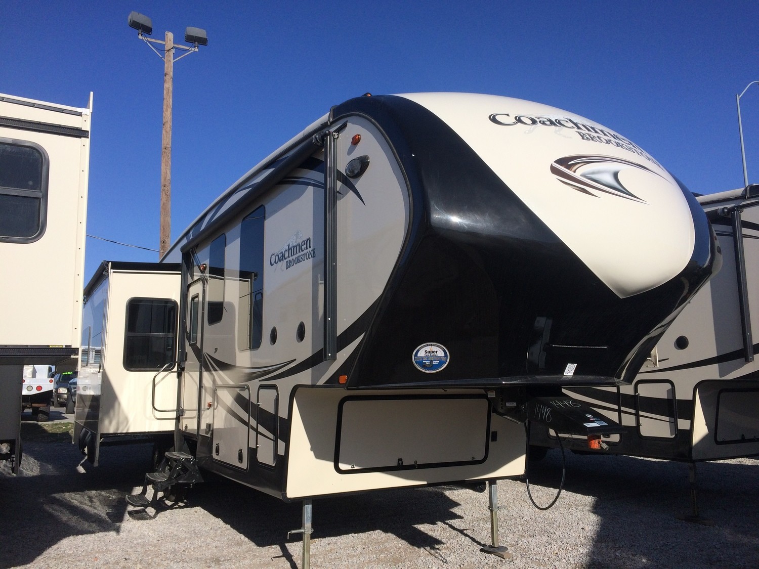 2015 Coachmen Brookstone 315RL #1448