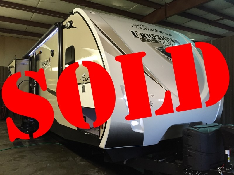 2016 Coachmen Freedom Express 320BHDS
