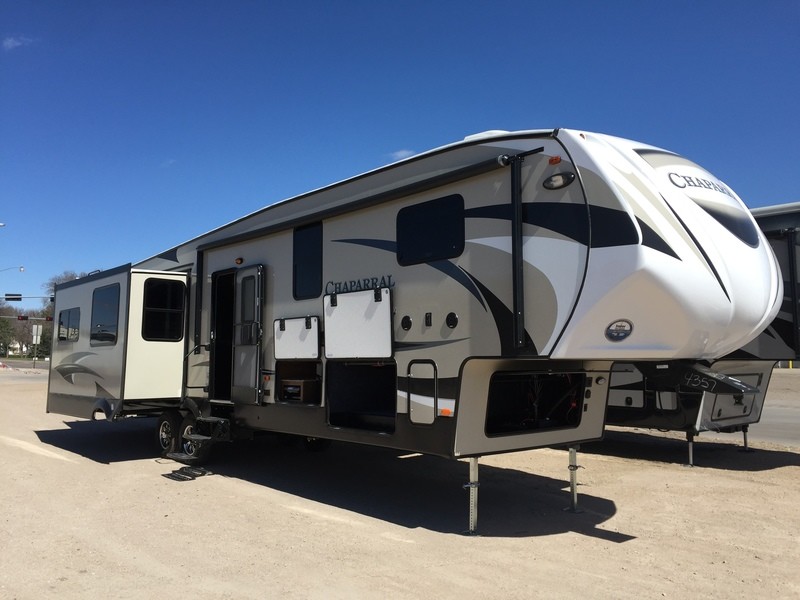 2017 Coachmen Chaparral 390QSMB